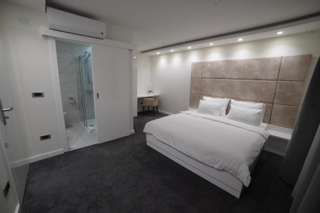 Forty Two Rooms 자그레브 외부 사진